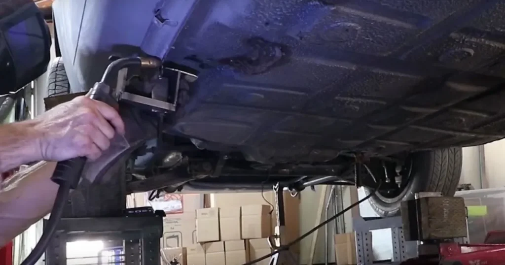 Analyzing Forces On Welded assembly Connections