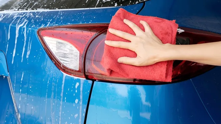 How to Replace a Tail Light Cover: Quick & Easy Fixes!