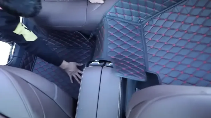 Why Clean Car Floor And Doorfront Matter for Vehicle'S Value