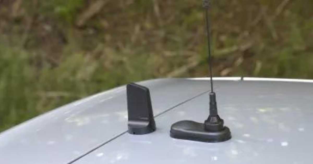 External Car Antenna Assembly