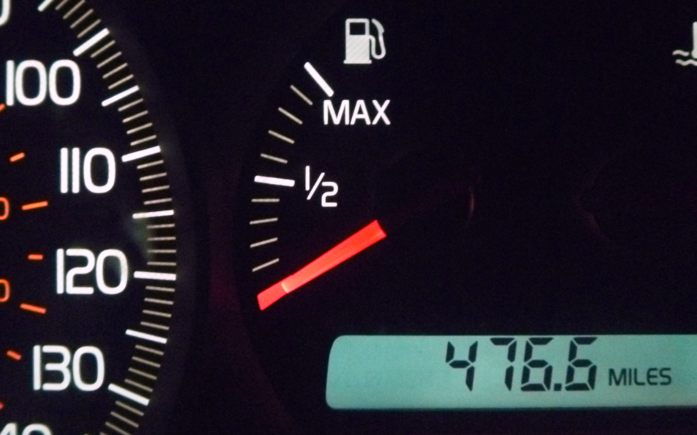 What Causes a Car Fuel Gauge to Stay Stuck on Full: Insights